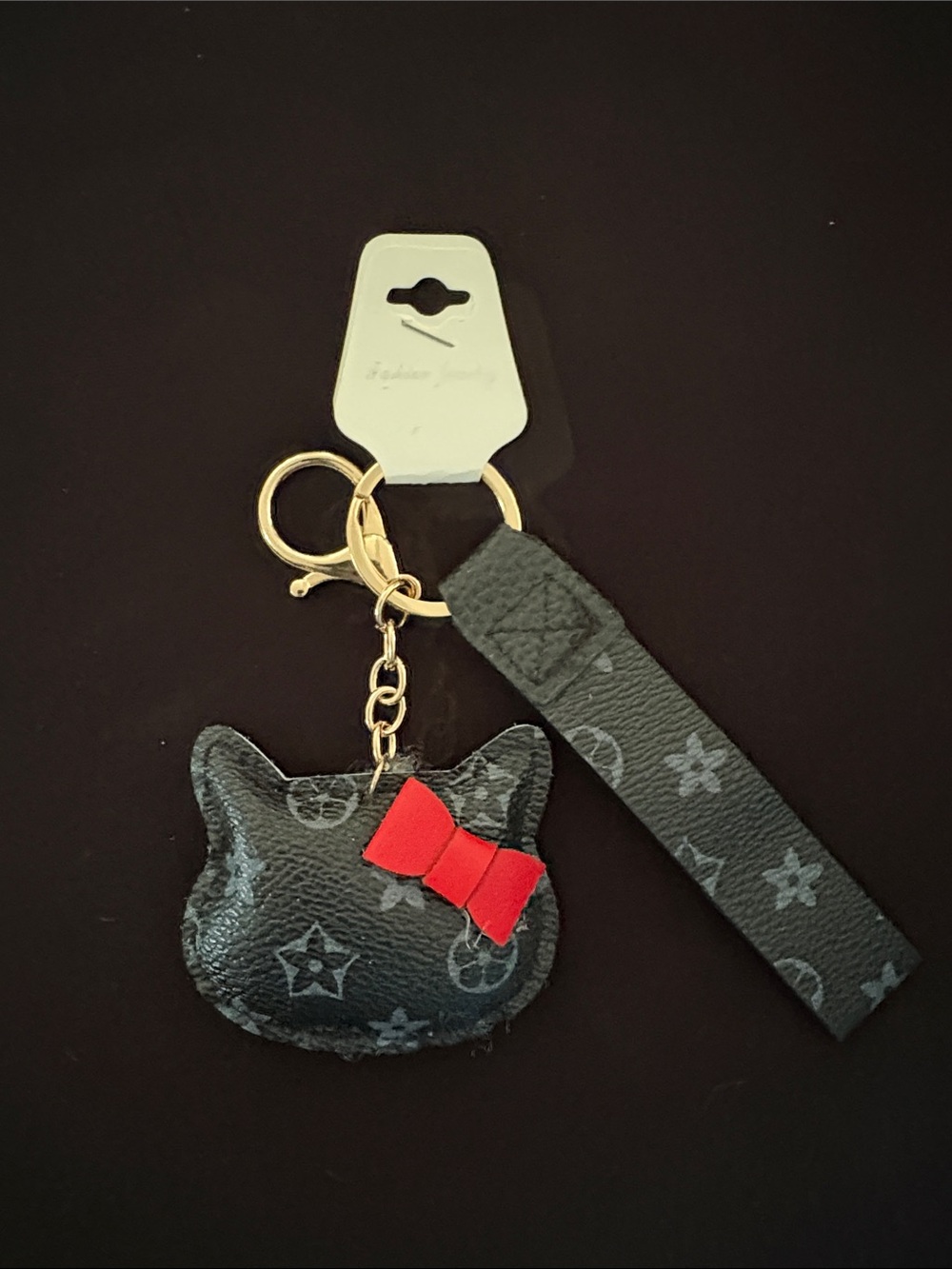 Fashion Black Hello Kitty Keychain Bag Charm with Red Bow Accent